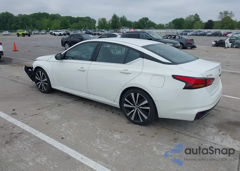 2019 Nissan Altima 2.5 Sr z USA, uszkodzony, nr VIN 1N4BL4CV5KC157741